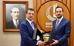 Ekrem İmamoğlu, Bağcılar Belediye Başkanı Abdullah Özdemir’e tebrik ziyaretinde bulundu